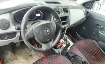 Renault Logan 2015 года за 2 000 000 тг. в Астана фото 5