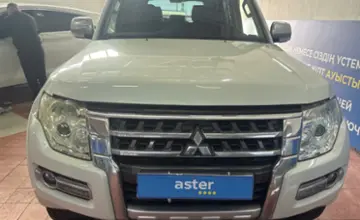 Mitsubishi Pajero 2015 года за 15 000 000 тг. в Астана фото 2