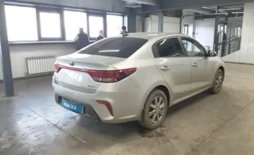 Kia Rio 2018 года за 6 900 000 тг. в Астана фото 3