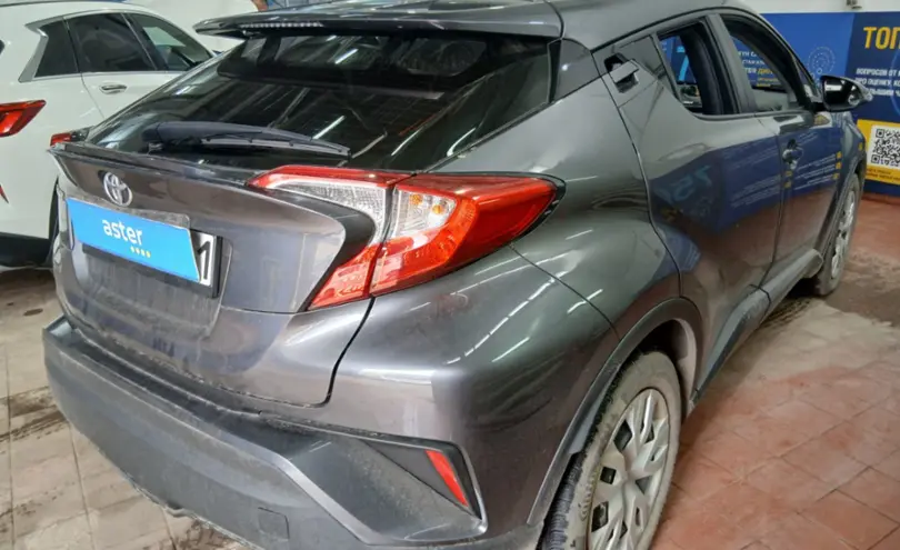 Toyota C-HR 2020 года за 11 000 000 тг. в Астана фото 5
