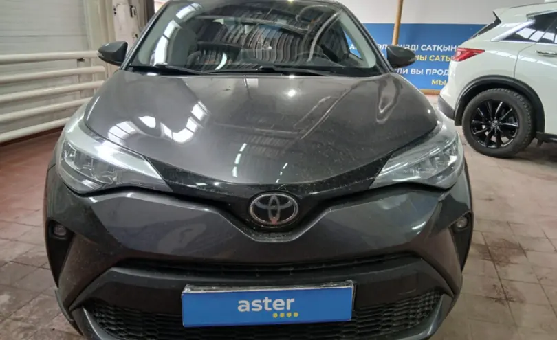 Toyota C-HR 2020 года за 11 000 000 тг. в Астана фото 2