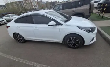 Hyundai Solaris 2018 года за 6 300 000 тг. в Астана фото 4