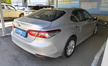 Toyota Camry 2021 года за 14 000 000 тг. в Алматы
