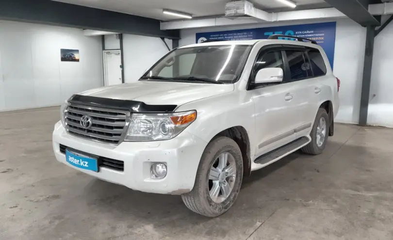 Toyota Land Cruiser 2014 года за 25 000 000 тг. в Астана