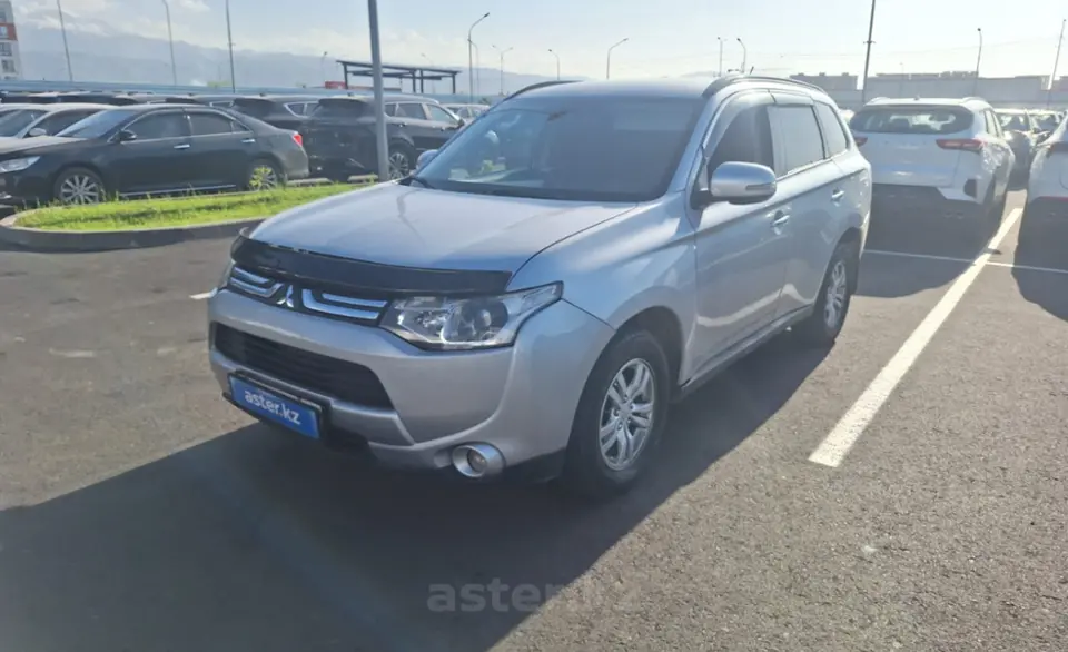 Mitsubishi Outlander 2012 года за 7 500 000 тг. в Алматы