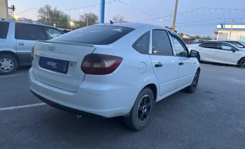 LADA (ВАЗ) Granta 2015 года за 2 500 000 тг. в Тараз фото 5