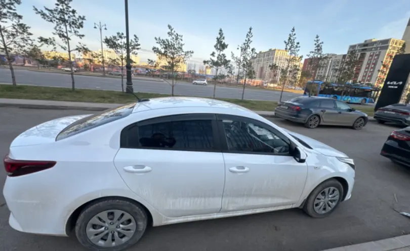 Kia Rio 2022 года за 7 500 000 тг. в Астана фото 4
