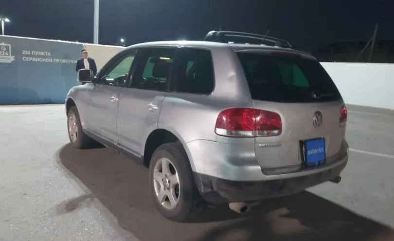 Volkswagen Touareg 2006 года за 4 500 000 тг. в Шымкент фото 4