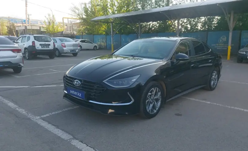 Hyundai Sonata 2022 года за 13 300 000 тг. в Алматы