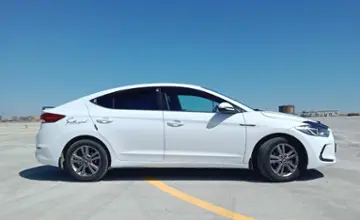 Hyundai Elantra 2018 года за 7 000 000 тг. в Караганда фото 4