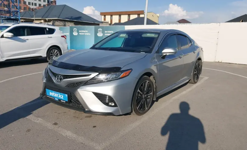 Toyota Camry 2020 года за 11 800 000 тг. в Шымкент