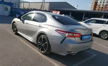 Toyota Camry 2020 года за 11 800 000 тг. в Шымкент фото 4