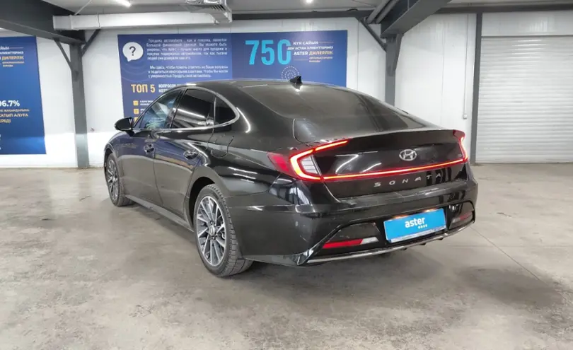 Hyundai Sonata 2021 года за 12 000 000 тг. в Астана фото 4