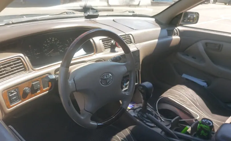 Toyota Camry 1997 года за 2 000 000 тг. в Алматы фото 5
