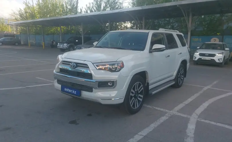 Toyota 4Runner 2023 года за 38 500 000 тг. в Алматы