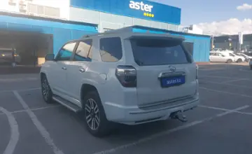 Toyota 4Runner 2023 года за 38 500 000 тг. в Алматы фото 4