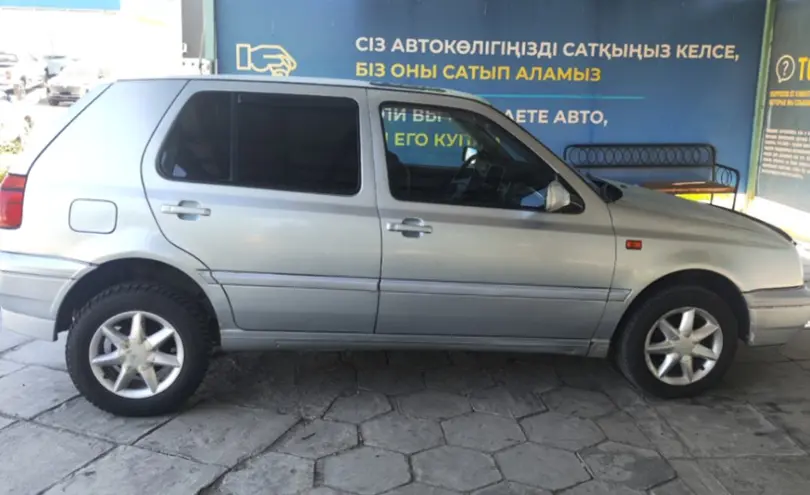 Volkswagen Golf 1994 года за 1 300 000 тг. в Талдыкорган фото 4