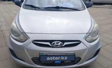Hyundai Accent 2013 года за 2 600 000 тг. в Уральск фото 2