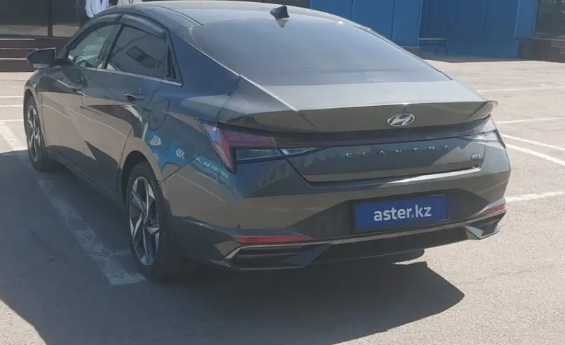 Hyundai Elantra 2021 года за 9 500 000 тг. в Алматы фото 4