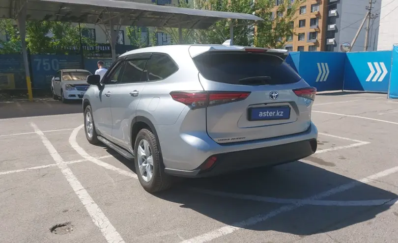 Toyota Highlander 2021 года за 25 500 000 тг. в Алматы фото 4