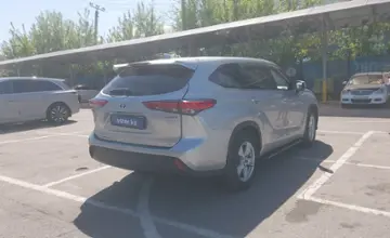 Toyota Highlander 2021 года за 25 500 000 тг. в Алматы фото 3