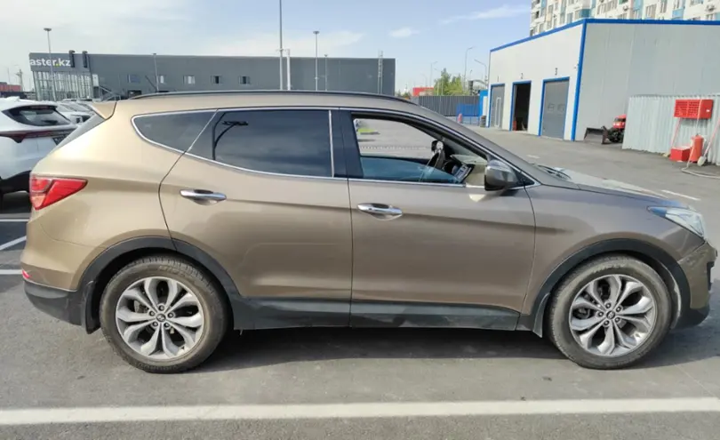 Hyundai Santa Fe 2013 года за 9 000 000 тг. в Алматы фото 4