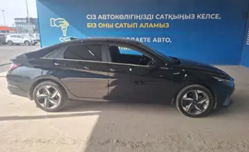 Hyundai Elantra 2022 года за 10 500 000 тг. в Алматы фото 4