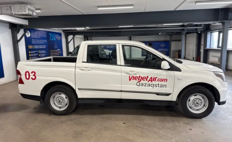 SsangYong Actyon Sports 2015 года за 6 000 000 тг. в Астана фото 4