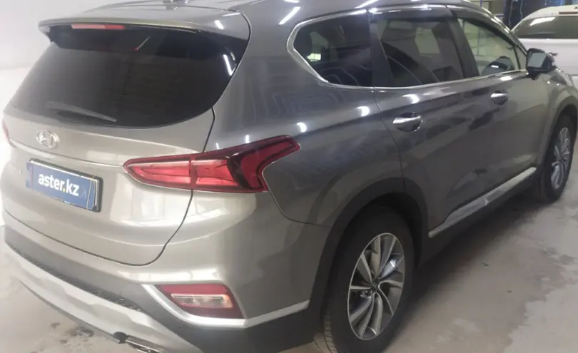 Hyundai Santa Fe 2019 года за 10 000 000 тг. в Павлодар фото 5