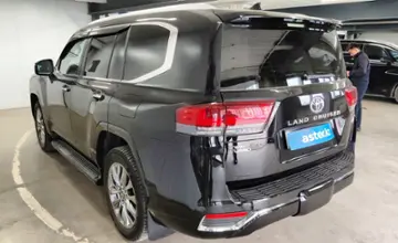 Toyota Land Cruiser 2022 года за 50 000 000 тг. в Астана фото 4