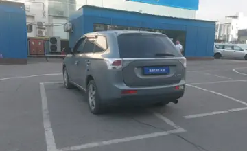 Mitsubishi Outlander 2012 года за 6 500 000 тг. в Алматы фото 4