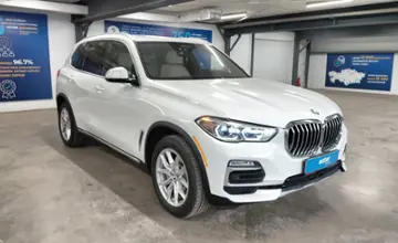 BMW X5 2021 года за 35 000 000 тг. в Астана фото 2