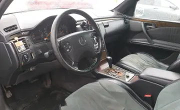 Mercedes-Benz E-Класс 1997 года за 2 500 000 тг. в Шымкент фото 5