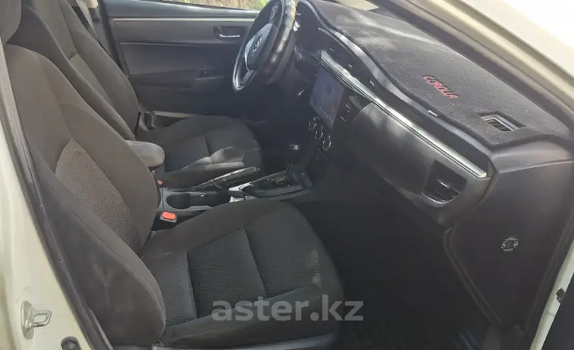 Toyota Corolla 2015 года за 6 500 000 тг. в Алматы
