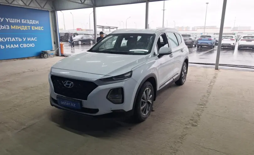 Hyundai Santa Fe 2020 года за 13 000 000 тг. в Алматы
