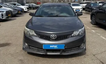 Toyota Camry 2013 года за 8 000 000 тг. в Актобе фото 2