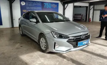 Hyundai Elantra 2019 года за 6 500 000 тг. в Астана фото 2
