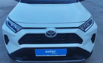 Toyota RAV4 2021 года за 16 000 000 тг. в Актобе фото 2
