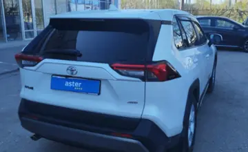Toyota RAV4 2021 года за 16 000 000 тг. в Актобе