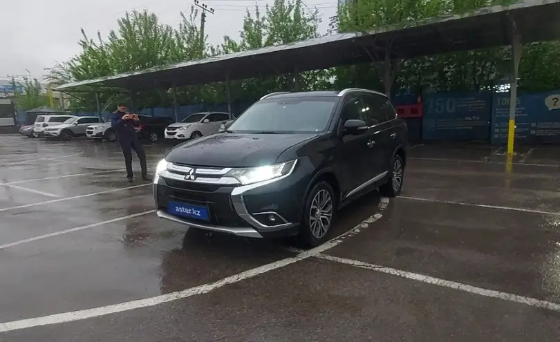 Mitsubishi Outlander 2015 года за 8 800 000 тг. в Алматы