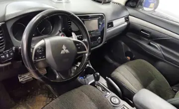 Mitsubishi Outlander 2014 года за 8 500 000 тг. в Астана фото 5