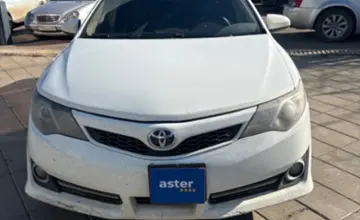 Toyota Camry 2012 года за 7 500 000 тг. в Уральск фото 2