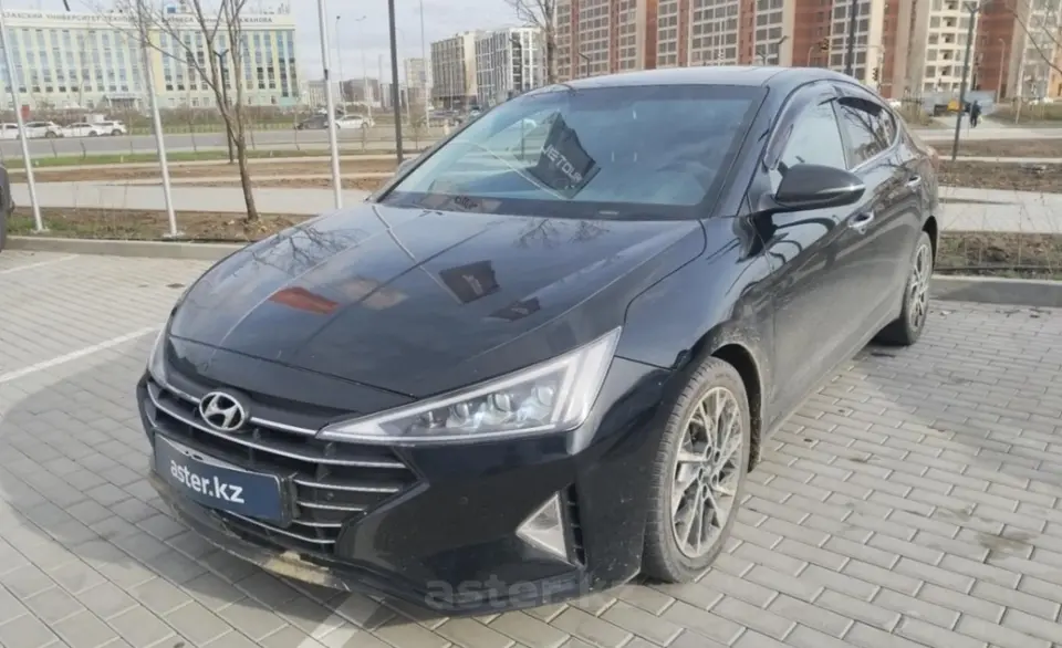 Hyundai Elantra 2020 года за 7 600 000 тг. в Астана