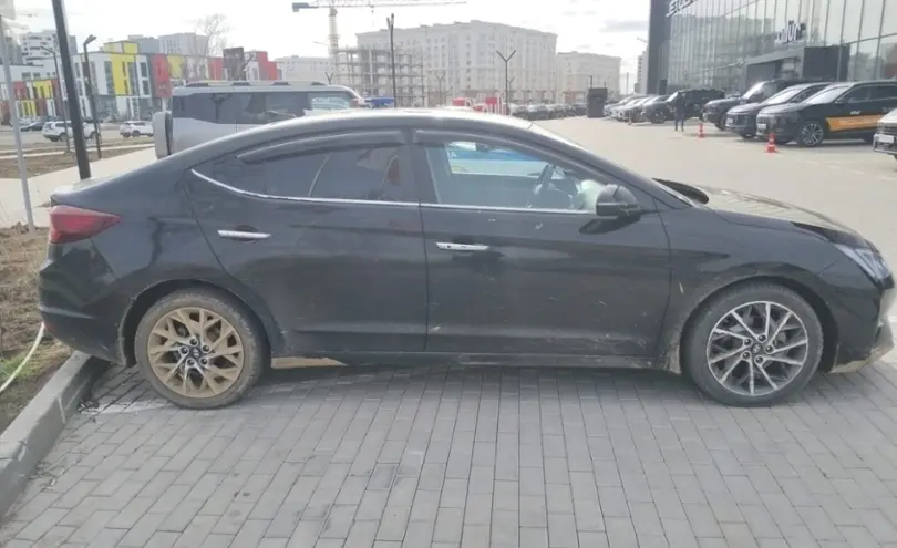 Hyundai Elantra 2020 года за 7 600 000 тг. в Астана фото 4