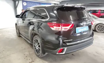 Toyota Highlander 2016 года за 18 000 000 тг. в Астана фото 4