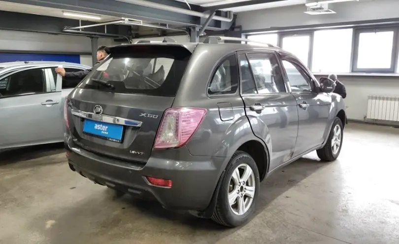 Lifan X60 2013 года за 2 500 000 тг. в Астана фото 3