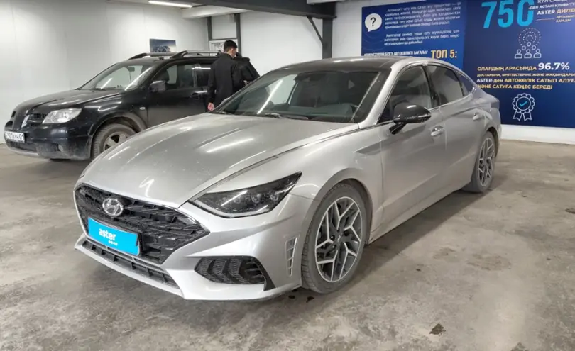 Hyundai Sonata 2021 года за 12 000 000 тг. в Астана
