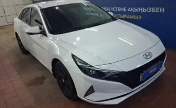 Hyundai Elantra 2021 года за 8 900 000 тг. в Астана фото 3