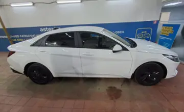 Hyundai Elantra 2021 года за 8 900 000 тг. в Астана фото 4