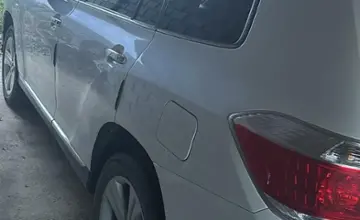 Toyota Highlander 2013 года за 13 500 000 тг. в Талдыкорган фото 4